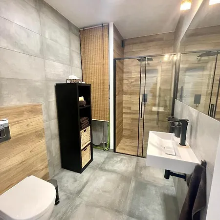 アパート 02 - ウストロニエ・モルスキエ